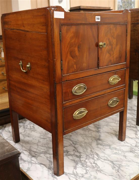 A George III mahogany commode W.53cm